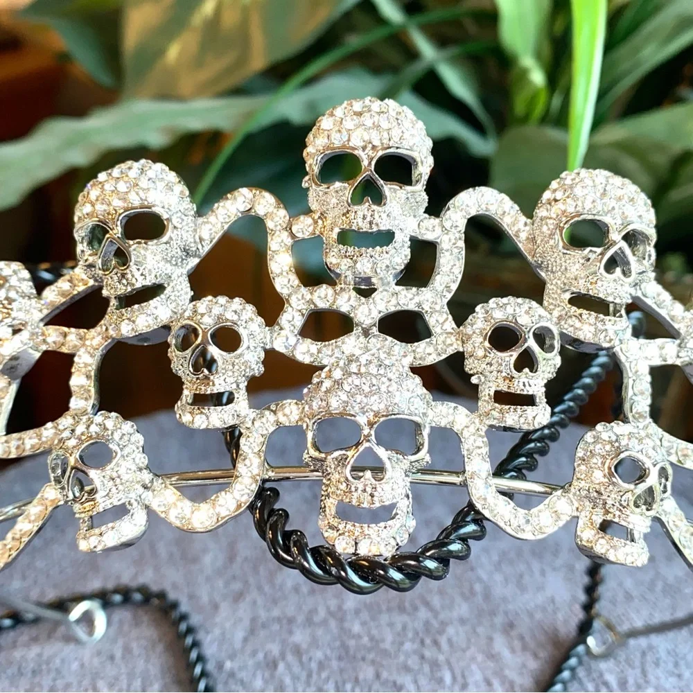 Silver Rhinestone Skull Crown Jewelry for Women Cospaly Princess Tiaras